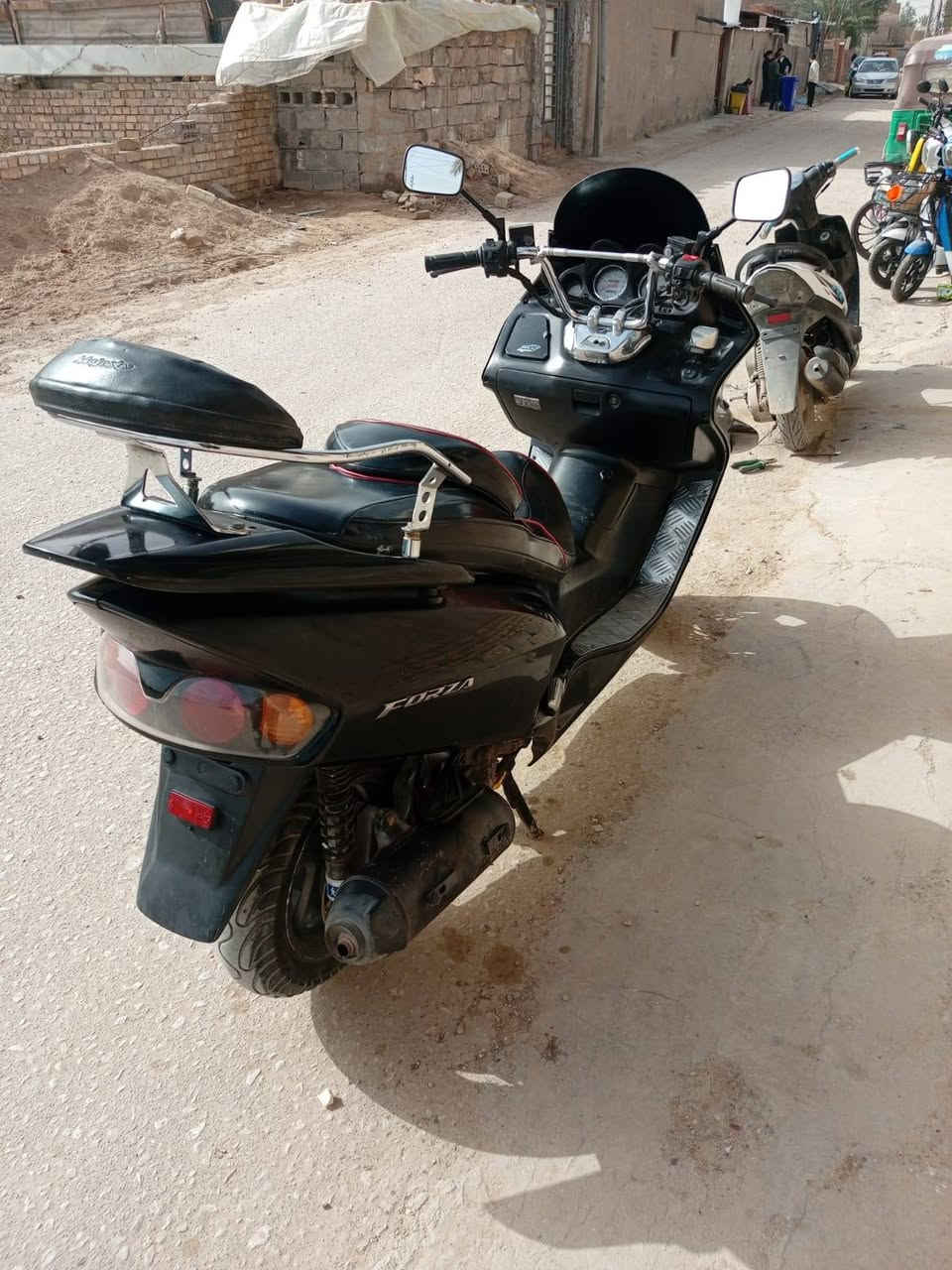 للبيع فورزه 06 دراجه كامله كهربائيات مكينه  السعر 650 وبيه مجال الأستفسار ***********
