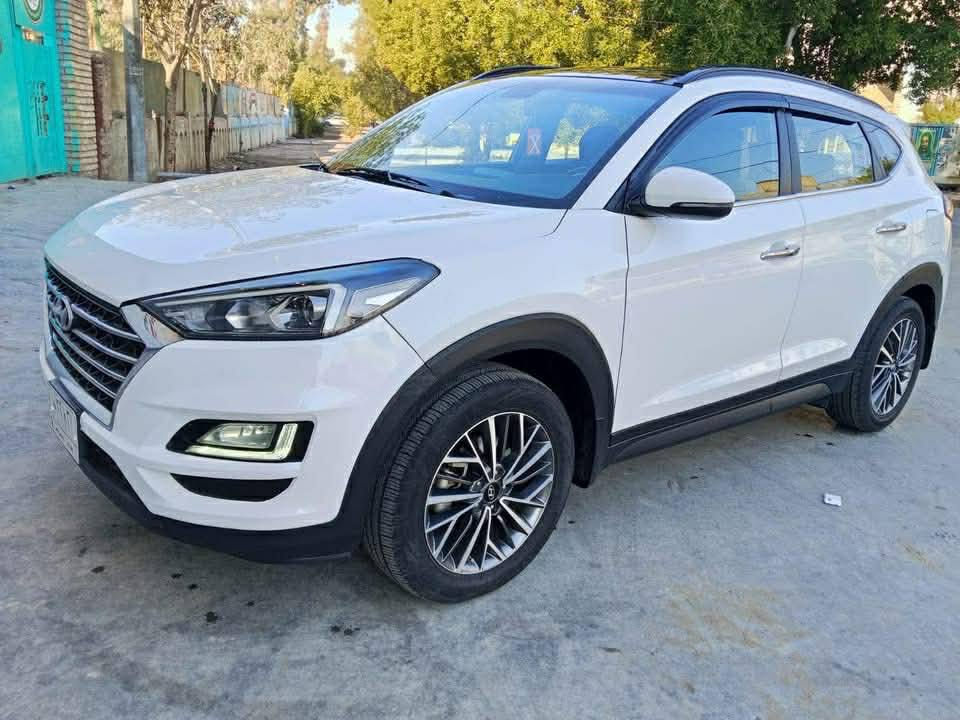 توسان 2020
كاصد خليجي فول مواصفات الكاصد 
مكفوله
 رقم دولي بغداد 
حساسات 
لايت 5 عدسات
ليد امامي خلفي
لايت دوار ويه الستيرن
 بالمري ومري شفط
اشارات ترحيب باب ومري
كير 3 انضمه 
تخم تاير جديد
باتري جديد
كير ومكينة كفالة

بصمه 2
شاشة بلادية 
سايد بريك برجل
كشنات جلد كهربائيه
تبريد قطعتين

مكاني بابل جبله 
للاستفسار الاتصال على الرقم ***********
