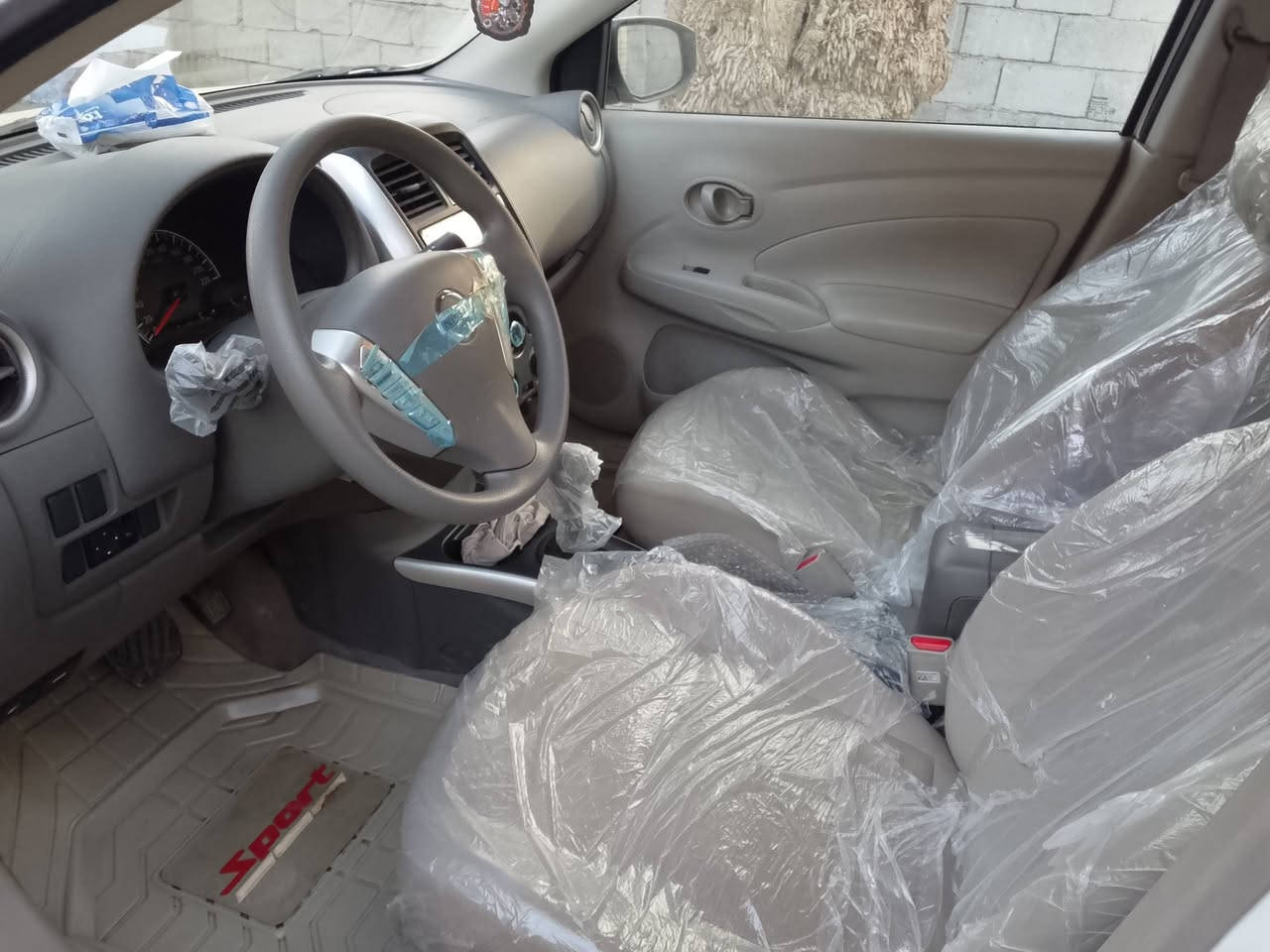 سني موديل 24 مكفوله كفاله عامه من تبدل وصبغ وبارد ورصعات سياره جديده ماشيه 33 السعر 127 وبيه مجال العنوان المدائن سلمان باك ***********
