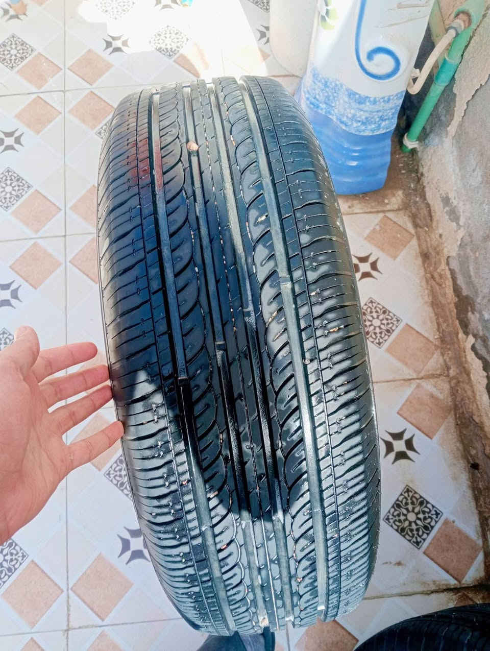 ويل حجم 17 جديد كلش وبي تخم تاير ابو الورده توني شادهن بيع أو مراوس مكاني ناصريه  ***********
