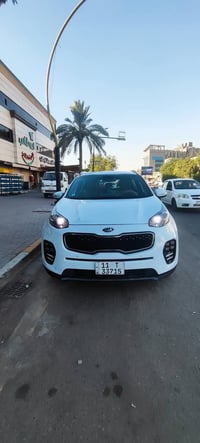 للبيع كيا سبورتج 2018 خليجيه بيضاء فول موصفات ماعدا بانوراما مكفولة كف...