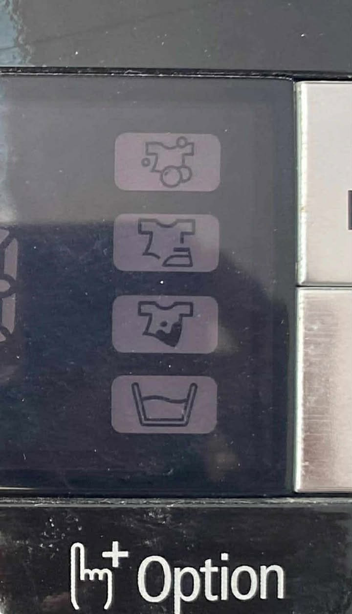 غساله اتوماتيك 7كيلو فول مواصفات شاشه سامسونك غنيه عن التعريف نظافه موضحه بالصور ابدا مداخله مصلح مال بيت عنوان موصل حي الضباط السعر 190الف وبي مجال بسيط


**إذا كنت صاحب هذا الإعلان وتريد حذفه لأي سبب، رجاءا أرسل رسالة إلى الدعم الفني**