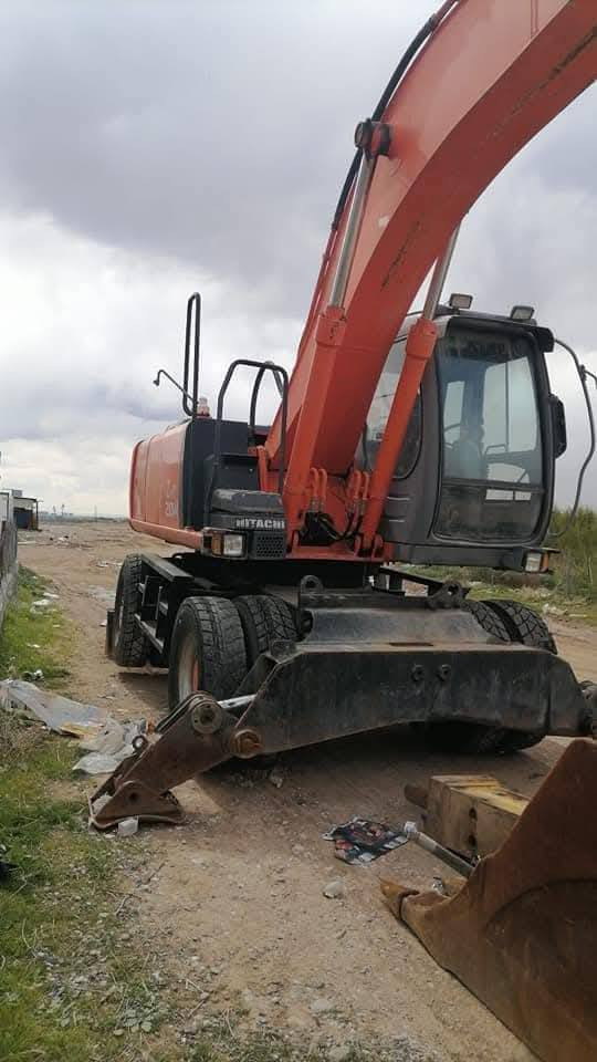 للبيع فقط، موديل 2006، مقاس 210، الموقع: أربيل، للتواصل عبر واتساب: ***********
السعر: 355 دولارًا
