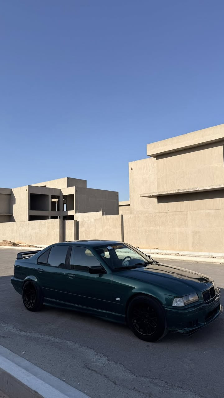 سلام عليكم البيع لون مميز
BMW. e36. 1995. 325.
سياره حلوه ونضيفه رقم بغداد سنويه لل٢٠٢٧ شرط التحويل محرك ٢٥ بي بدايه خيط خفيفه  اكسل قفل ٨برغي  شرط سرعه وشلعه  ومعدل تاكل الشارع  صافيه  كلش دواخل جديد رياضي سياره يرادلهه لمسات بسيطه كلشي شغال بيها تبريد تدفئه  شاشه اندرويد. كير عادي سماعات حلوه السياره كلها جاهزه   سعرها40تعجبك  هلا بيك  البصره رقم الهاتف ‭0773 837 7863‬
