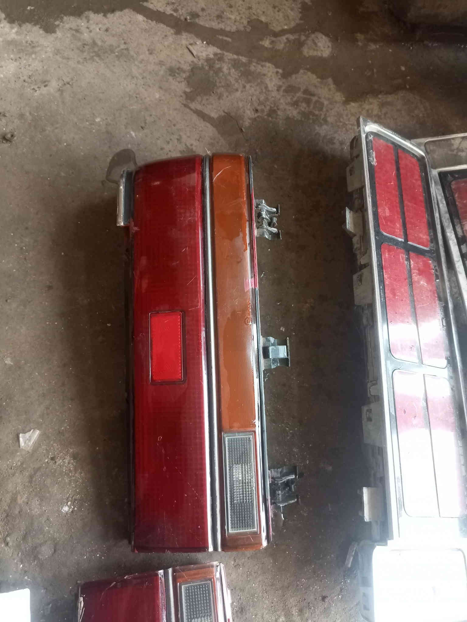 السلام عليكم غراض للبيع مكان واسط قضاء الحي ***********
