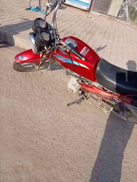 دايون عظم • موديل 19 • اوراق