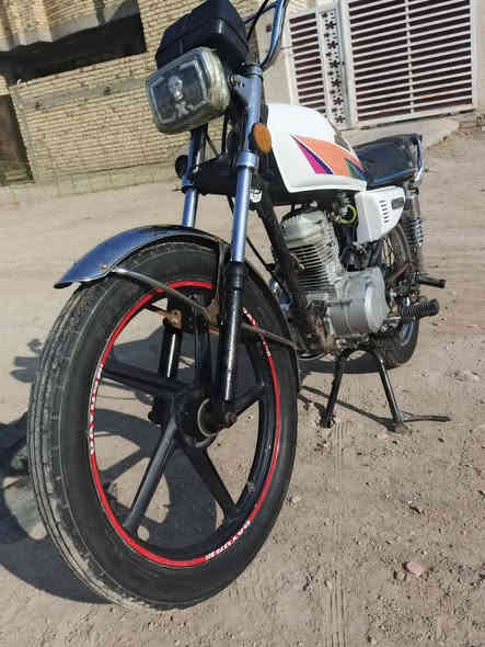 سلام عليكم دراجه 4كير سيفان موديل2020اوراق اصولي مكفوله من كهربائيات شاصي اوراق وعشاير دراجه خير من الله
السعر 600وبيهة مجال بسيط لشراي ***********
