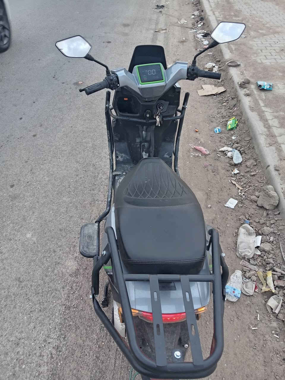 سلام عليكم
دراجة شحن للبيع
صار ٣ أشهر من نزلتها زيرو
بصمه وحده سويج ثنين
السرعة القصوى : 70كم/س
2000 واط
المتحكم :45 A
البطارية :72 فولت /32 امبير ساعة
فرامل : فرامل قرصية أمامية وخلفيه
العجلة : عجلة فولاذية امامي
وضع القيادة العكسية / إنذار ضد السرقة /مزود بمنفذ يو اس بي / جهاز تحكم عن بعد / قفل المقود

                  السعر
            (950 الف وبيها مجال للشراي) 

متواجد خاص
متواجد واتساب ***********
