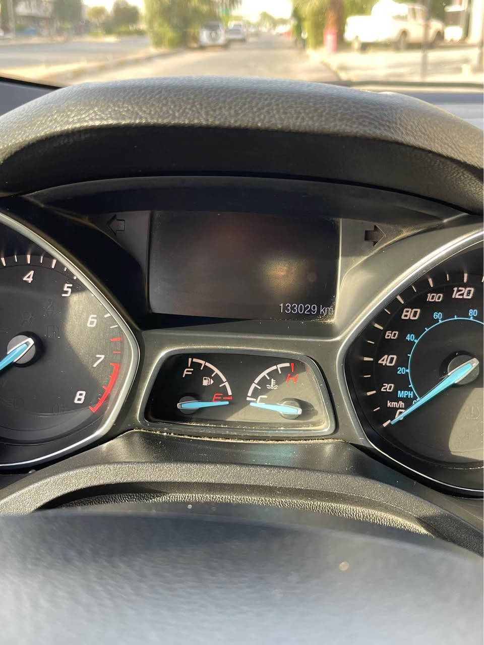 فۆرد ئیسکەیپ 2013 شرکە نیفا خلیجی 
مەکینە :2.5
گێر و مەکنیە بە شەرت نە کراوەتەوە
دەرگای سایەق سبوغە 
 و یەک بست لە دەرگای دوای سایەق  تعدیلە
فول مواسەفاتە
پانۆراما
کۆدی دەرگا
بەسمە
صندوق شەفت
شاشە گەورە
تبرید شاشە
تەنها دوو شوێن کال بوونەوەی هەیە 
رەقەم و سەنەوەی هەمووی نوێە
140 هەزار کیلۆمەتر رۆێشتووە

بۆ زانیاری زیاتر پەیوندی بکە بە *********** أربيل, العراق
