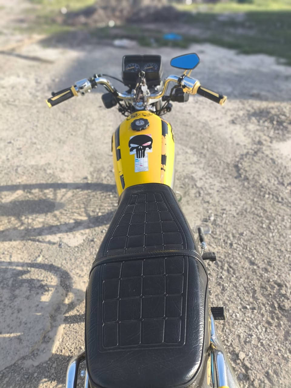 للبيع دراجه نامي ايراني اصل اصل اي عيب مابي 
موديل (2015) ويا 4 اوراق مدفوع كمرك 
تايرات وياله دبلات امامي خلفي تانكي كشن كابريتر عقل لايتات دشبول صفحه كلج جديد كلة 
شرط متسمع صوت بل مكينه بس فيلس اي عيب مابي 
صالنصه نص كاتم 
سعر (360) بي مجال بصيط مستعجل على بيع 
رقم (***********) مكاني ديالى خانقين سبعه نيسان
