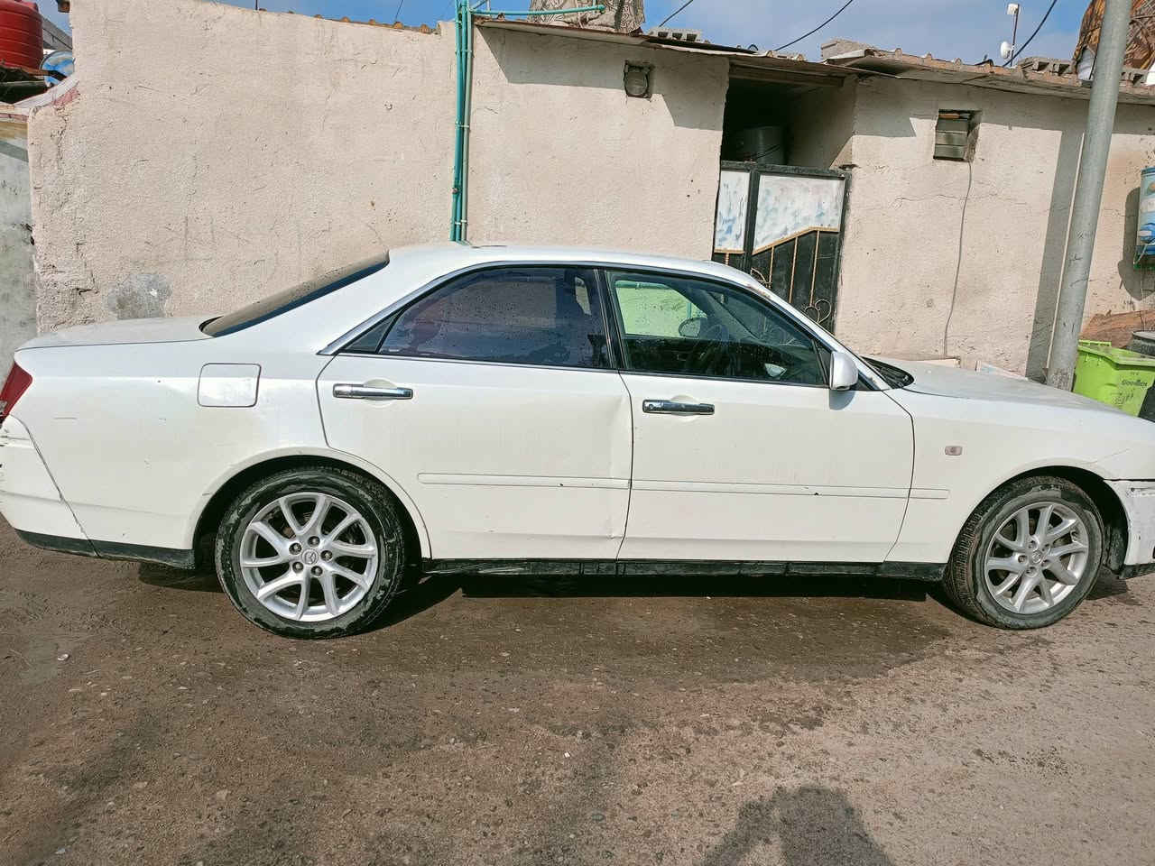 السلام عليكم سياره نيسان جلوريه
مديل الفين وثنعش سنويه منتهيه/ السعر اربعين وبيهه مجال بصيط رقم الهاتف ( ***********
