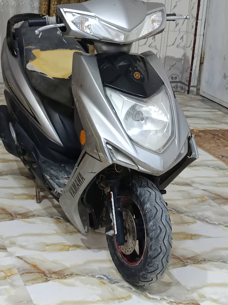 سلام عليكم
دراجه للبيع سكنس ياباني محرك ياباني ماكس دراجه ما ناقصه 
أي شي سلف نكره كهرباياته شغاله كله جاهزه سعره 275 وبيه مجال لشراي


**إذا كنت صاحب هذا الإعلان وتريد حذفه لأي سبب، رجاءا أرسل رسالة إلى الدعم الفني**