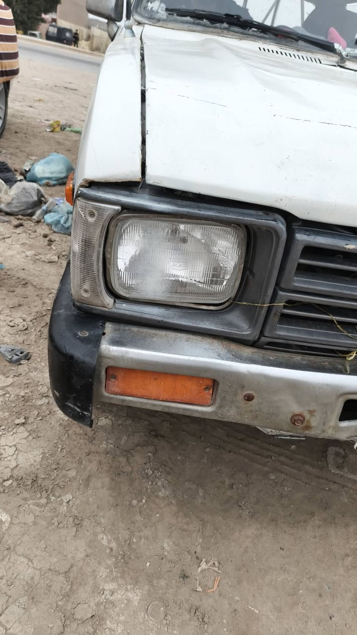 سلام عليكم بيكم تيوتا.مديل 83
سياره كامله من كلشي كهربائيات شاصي مكينه مكفولات 
سنويه جديده مصفره تحويل مباشر تخم تاير جديد 
دوشمه جديده مابيه اي نقص سعر 26بغداد النهروان 
‏‪***********‬‏
