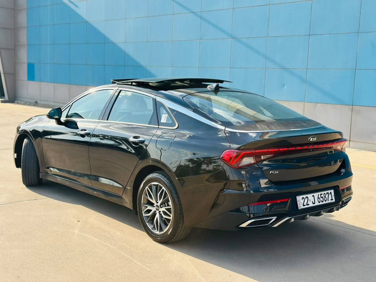 كي فايف  K5 
موديل 2021
السياره على وضع الشركه خليجي
مواصفات فول الفول
حجم المحرك 2000 
السعر 170 
كشنات تدفئه تبريد
كشنات كهرباء
سايد بريك بسمه
دواخل ابيض
تشغيل عن بعد ( دبل بصمه ) 
أناره بلداخل
اسبير منازل
هيه معروفه الفول 
السياره بحاله الوكاله 
العنوان - اربيل - معرض اربيل كارس 
للاستفسار اتصال عل الرقم☎️***********☎️***********
