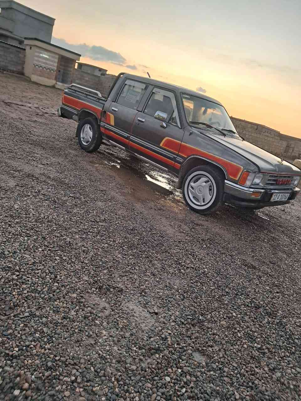 "السلام عليكم "
  
كروسيدا 88 مـڪينه ثري واي حار بارد سيارة بلاديه مكفوله 
دوشمه طخم تاير باتري جديد 
رقم دولي نينوى 12 
كير مكينه شرط 
كابون بانزين ماستر 
سياره نظيفه وجاهزه 
تبريد 
تدفئه 
السعر 75 بي مجال بسيط 

***********

الموشراي لايتصل
