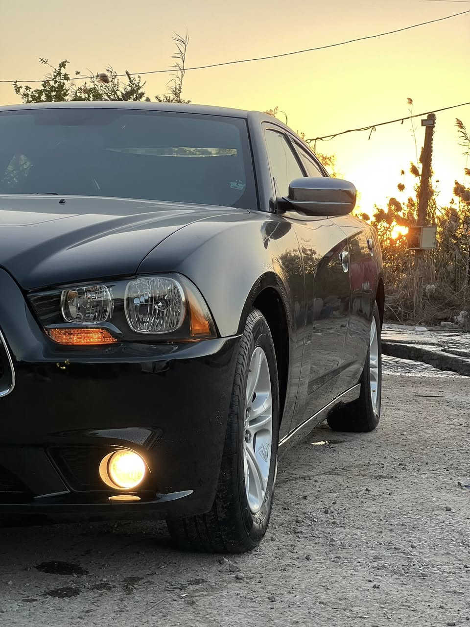 للبيع او مراوس جارجر 2014، سيارة جاهزة من كل شيء، مصبوغة، حزام، أثر شخوط، كفالة من كل العيوب، محرك ,3600 
تخم ,تاير
حدايدة
تبريد,تدفئة 
رقم ذي قار."
السعر 143$ 
ما متواجد فيس شراي يتصل بيك خير تدلل
***********
موجود وات ساب
