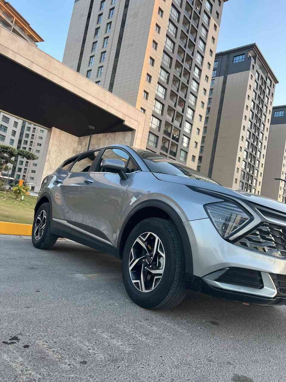 سلام عليكم سبورتج 2023امريكي بيها جاملغ وبنيد
السياره نص فول مكينه كير صدر تريد تخم تاير كفاله ما ناقصها اي شي بيها تعمير في مقدمه الشاصي الايسر فقط السعر 158وبيها مجال بصيط مكاني بغداد حي الجهاد رقمي***********
