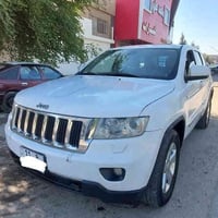 جيب ٢٠١٣ خليجي فول مواصفات  مكفولة كفاله عامه من الضربه والصبغ التبديل...