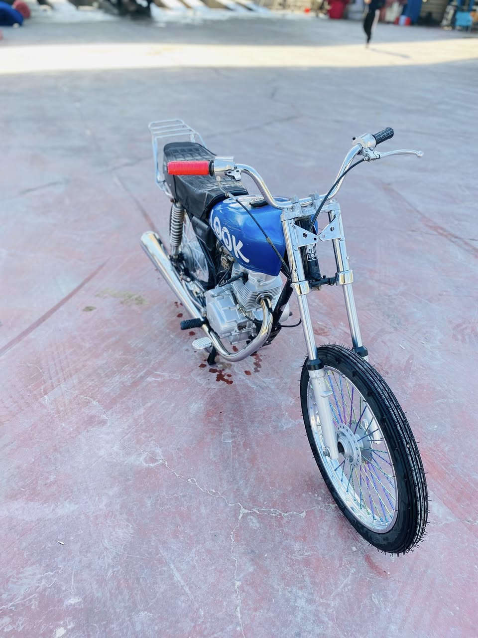 سلام عليكم دراجه البيع موديل 25 كله من عده شاصي 19 وراق سكنر دراجه خير منالله ما مفتوحه مكان بابل قرب صيطرت الآثار مقابل كوين بارق هاذه رقمي بي واتساب ***********
