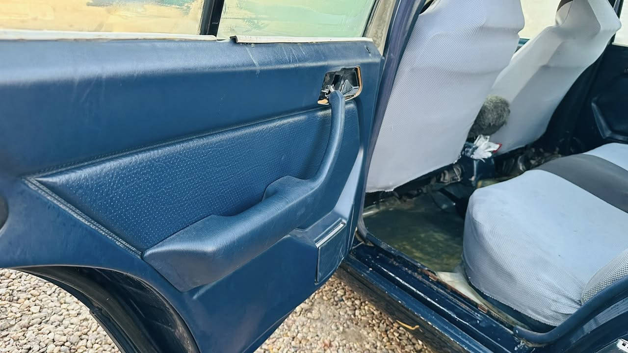 مارسيدس دب موديل 90 رقم ديالى انكليزي بأسمي هزه وسنويه لل 29 محرك vvt3000 السعر 30$ للاستفسار ***********
