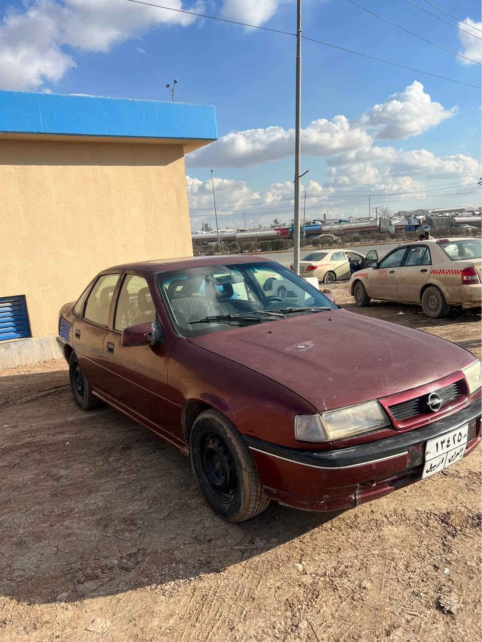 ؤپل فيكترا مؤديل ١٩٩٢ بي ليدران گيرومه كينه به شرت وه رگه راو براوه به شرت سه نه وي به سه ر چوه *********** أربيل, العراق
