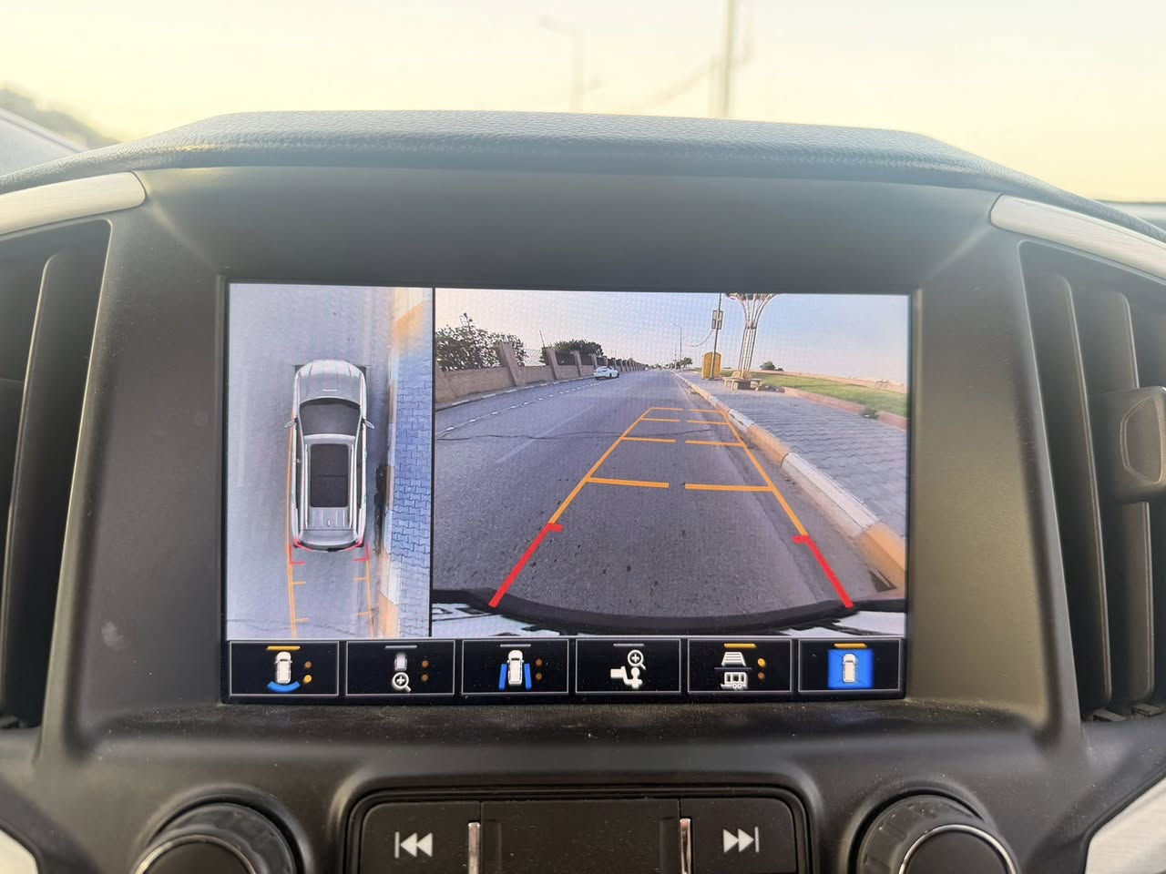 تيران 2023  فول مواصفات  1/1 
 ضرر جاملغ وباب الصدر فقط ايرباك بردة  جهة الصدر فقط مواصفات  دنالي   
***********
