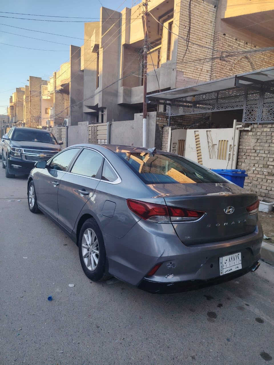 سوناتا للبيع موديل ٢٠١٩ محرك ٢٤٠٠ حادث امريكا موجود مع الصور بدون دواخل لغود وشواصي كفاله محرك وكير كفاله نص فول السياره ايرباك دركه فقط وراجع سستم رقم بغداد بسمنه تحويل ثاني يوم تدفئه تبريد صدر كهربائيات كله لوك ع وضع الشركه السعر ١٢٥ ورقه مكان السياره بغداد البلديات ماشيه ٧٨ الف رقم الموبايل ***********
