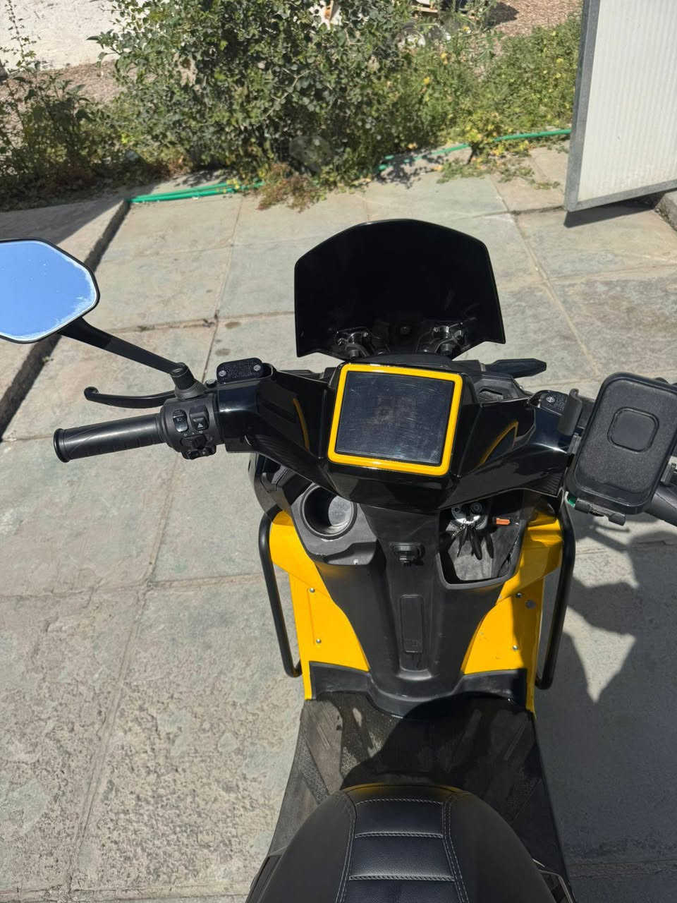 السلام عليكم
جبلي بطاريات ليثيوم 84 فولت
دراجه صارلها شهر من ماخذها
مستعجل ع البيع الدراجه جديده ما مشيه
1.400.000 و بيها مجال للشراي المكان حي العامل
***********
