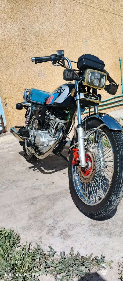 السلام عليكم دراجه ايراني للبيع السعر 650 وبيهة مجال  خير من الله مكينه ناشفه جيب فيتر وتعال اوراق كامله اصولي


**إذا كنت صاحب هذا الإعلان وتريد حذفه لأي سبب، رجاءا أرسل رسالة إلى الدعم الفني**