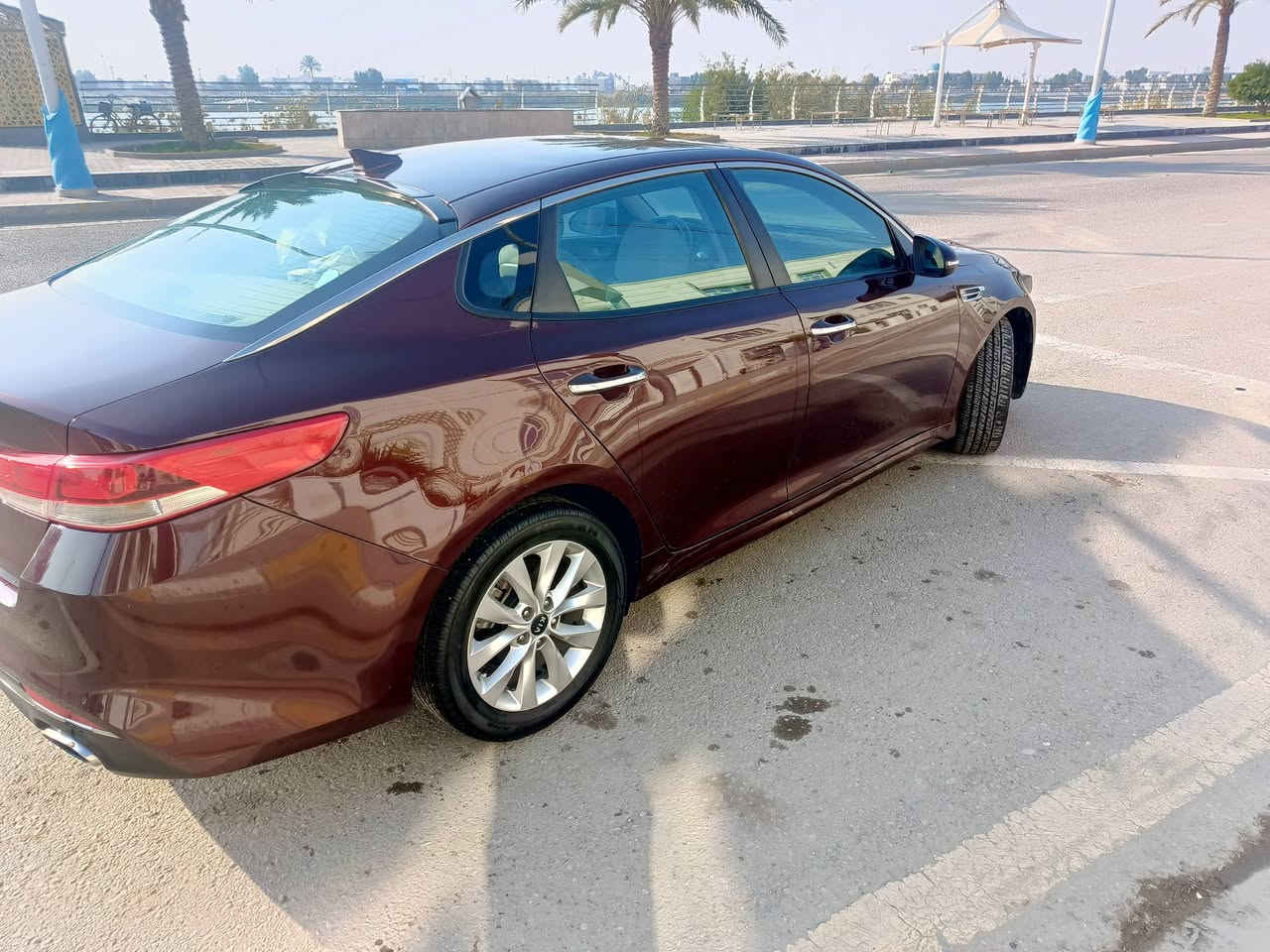 سلام عليكم مرخصة لا دمن اوبتمه 17امريكي بدون صبغ فقط باردات بسيطات ماشيه 135مكانه فلوجه الكورنيش كير مكينه لك حداديه جديده السعر 125وبيه مجال ***********
