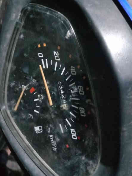 السلام عليكم دراجة ساسوكي 100 كوم حديد هيج ابيعة السعر 150 وبي مجال العنوان مدينة الصدر الرقم ***********
