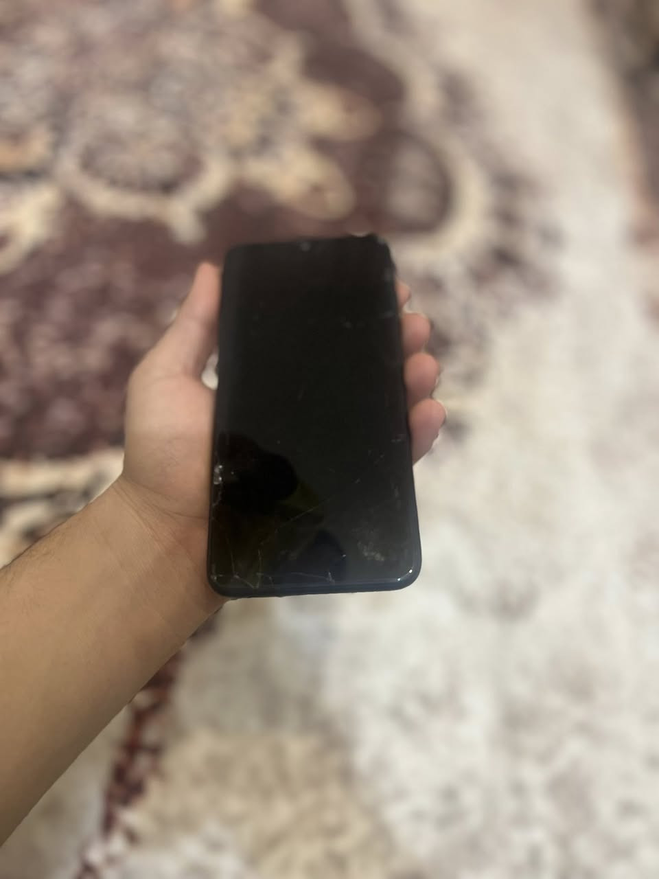 مكلف بالنشر / ايفون 6  لون فضي كلشي شغال بس البصمه لا 
ذاكرة16
بطارية97
ب50  الف 
—————————————
ريدمي x8 النسخة الأولى  لون اسود وبصمه شغاله
ذاكرة 128 
كلشي شغال بي 
فقط يحتاج شاشة  لان شاشتة احتركت 
ب75
——————————————
ريلمي C11  لون رصاصي كلشي شغال بي 
فقط يحتاج شاشه لان مكسورة وهي شغاله يعني 
ذاكرة 32 
ب60 الف
—————
اذا تاخذهم كلهم احسبهن ب 160 / لاتعامل اجهزة ميسون وهذا سعرهن تربده اخذه متريدة لاتعامل ❤️


**إذا كنت صاحب هذا الإعلان وتريد حذفه لأي سبب، رجاءا أرسل رسالة إلى الدعم الفني**