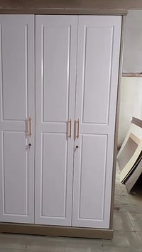 معرض سليم كنتور كويتي 3 باب عرض متره وربع رتفاع مترين و40سم  السعر ,30...