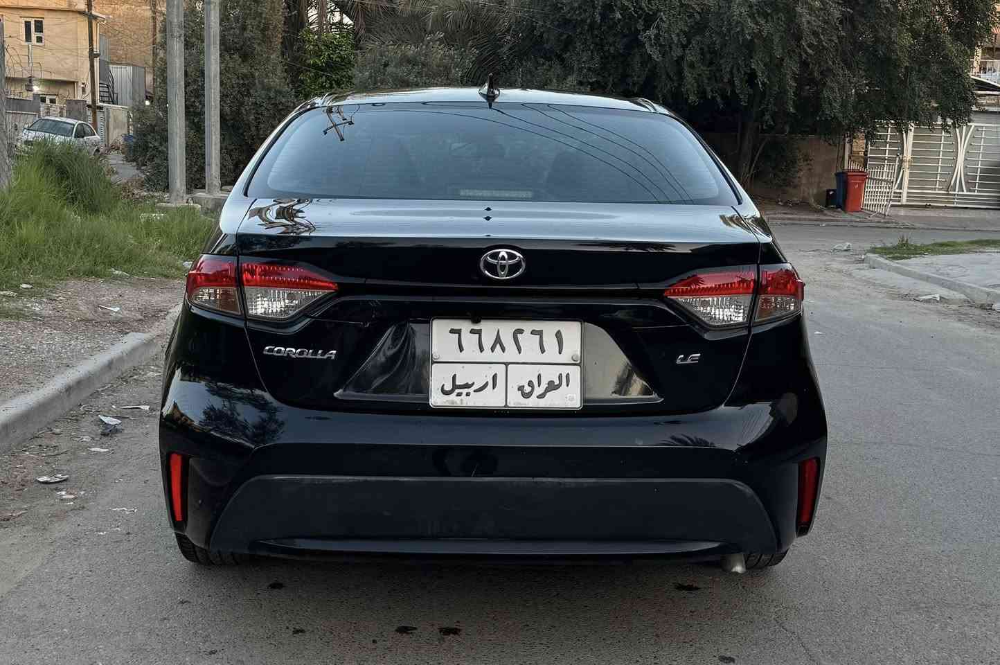 ورلا ٢٠٢١ LE محرك ١٨٠٠ المرغوب وارد امريكي حادث بسيط جدا بدون صبغ وبدون ايرباك فقط الدعامية الامامية وصور الحادث والسونار مرفق بدون دواخل الشواصي واللغود كفالة  بيها كم طخة رصعة بعدهن على وضعهن ممعدلات السيارة نظيفة جدا وخالية من اي نقوصات الرادار وحجر الصالنصة كله شغال رقمها اربيل بأسمي تحويل مباشر السعر ١٣٤ ورقة للاستفسار *********** مكان السيارة بغداد العامرية
