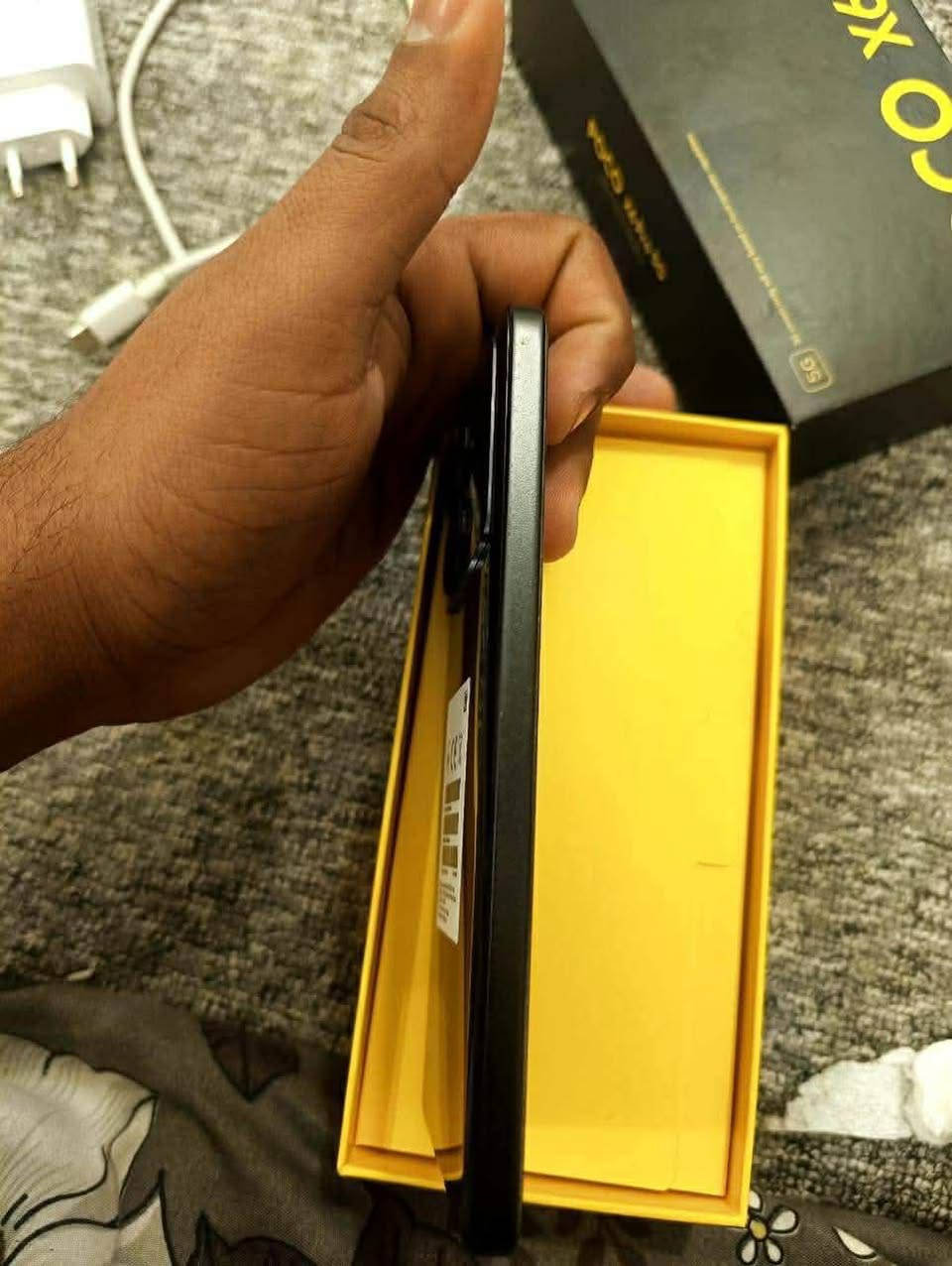 بيع مستعجل مكاني قبله سعر ٢٦٠ قفل مكاني قبله 
جهاز بوكو x6pro ذاكره ٢٥٦ عشوائيه ١٢ جهاز نضيف كلش زلغ مابي مرايه يشغل ١٢٠ فريم قوي بل العاب وبل تصوير كامل ملحقات


**إذا كنت صاحب هذا الإعلان وتريد حذفه لأي سبب، رجاءا أرسل رسالة إلى الدعم الفني**