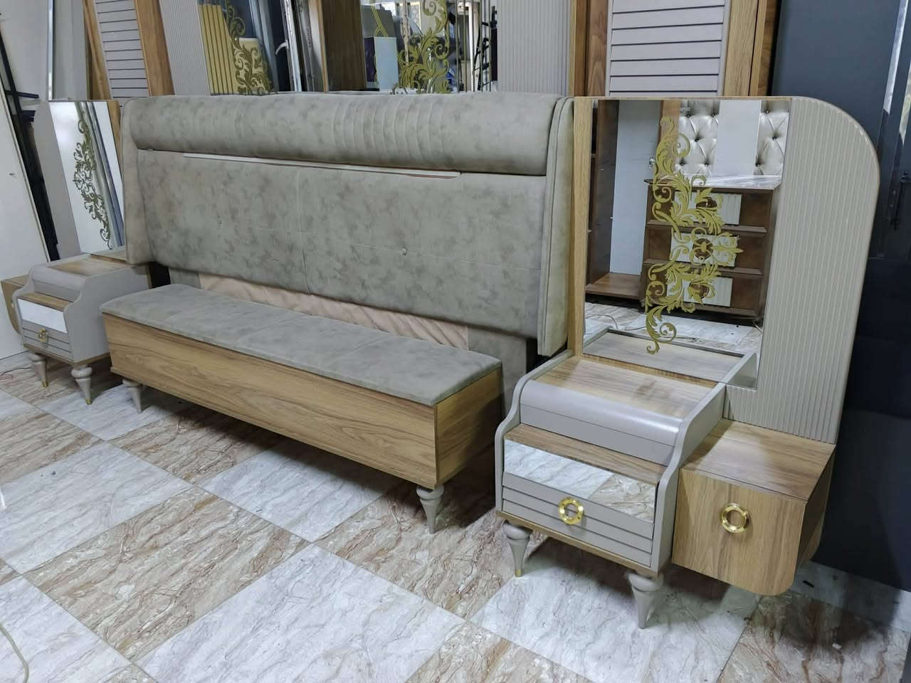 غرفة سلايت 9 قطع 
للاستفسار ***********
