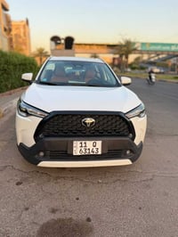 للبيع كورلا كروس 2024 ماشيه 75الف كم قابل للزيادة فول مواصفات معروفة ا...