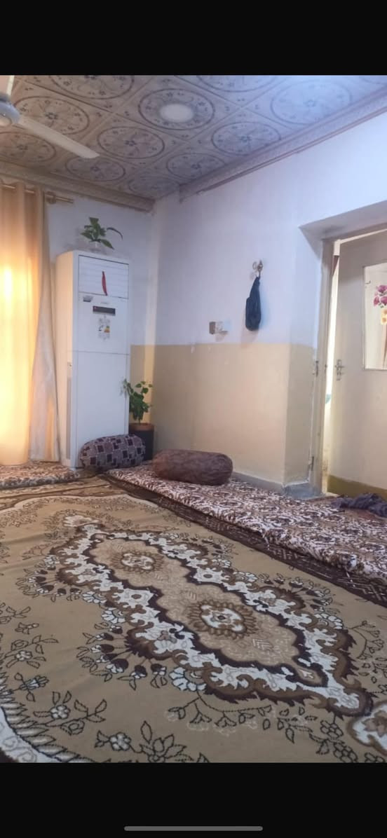 عرض جدا مناسب
دار للبيع 300 متر طابو صرف  على شارع 20
واجهة 12 متر
كركوك حي النصر قرب  المدارس ودايرة الكهربا
3غرف نوم البيت صالح للسكن
سعر 175 وبي مجال
￼للاستفسار *********** او *********** او زيارة المكتب ارو
