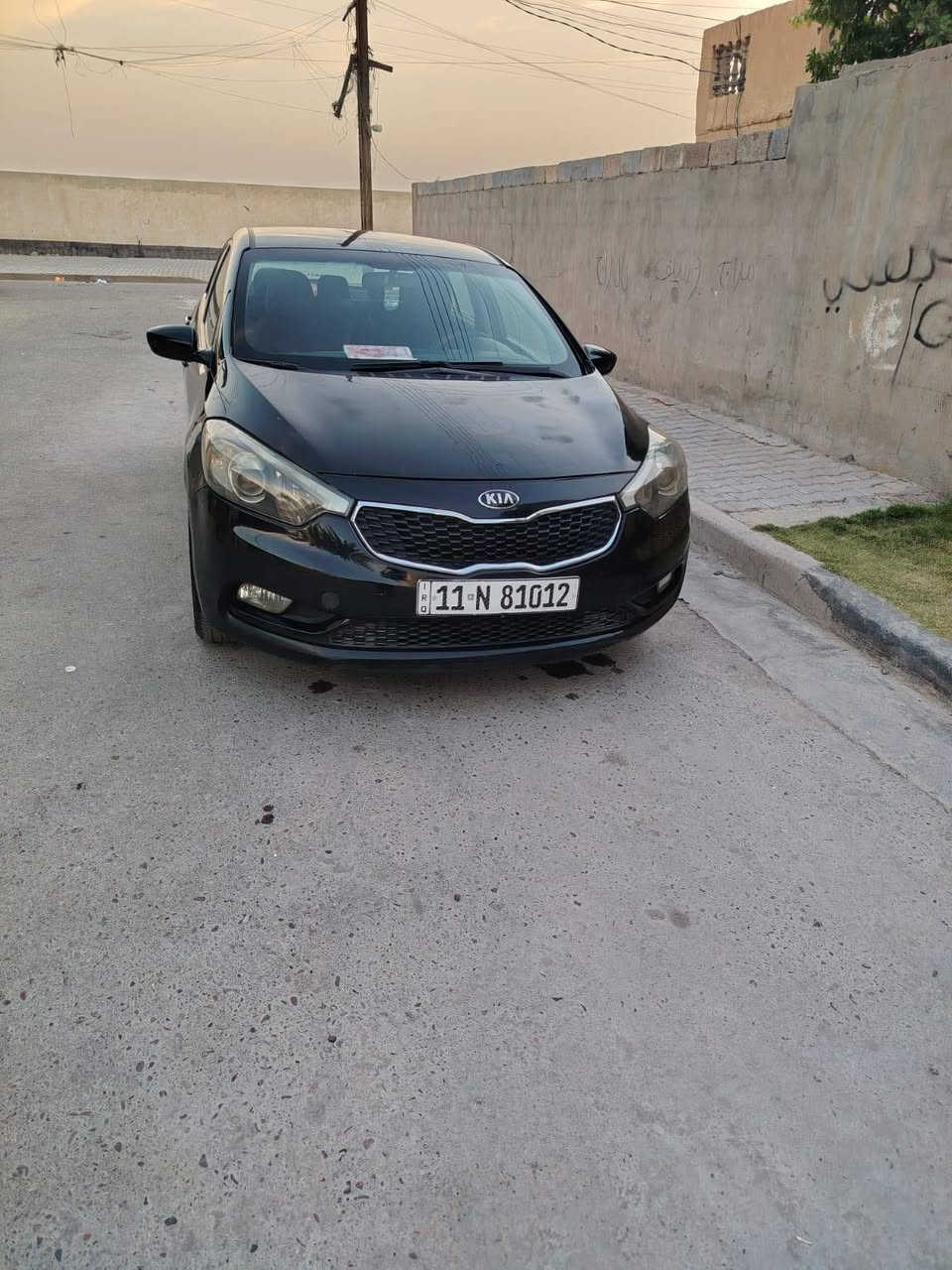 كيا فورتي 2016وارد امريكي مكينه1800 الجاملغ الايمن بي بارد ومعمر والجاملغ الايسر بي طخه بسيطه وماراجع كير محرك تبريد حداديه  مكفولات شرط بدون دواخل منضومه تبريد جديده رقم بغداد سنويه جديده تحويل ثاني يوم السعر ٩٧ وبيهه مجال بسيط   مكان اليوسفيه حي الشهداء ***********للتواصل
