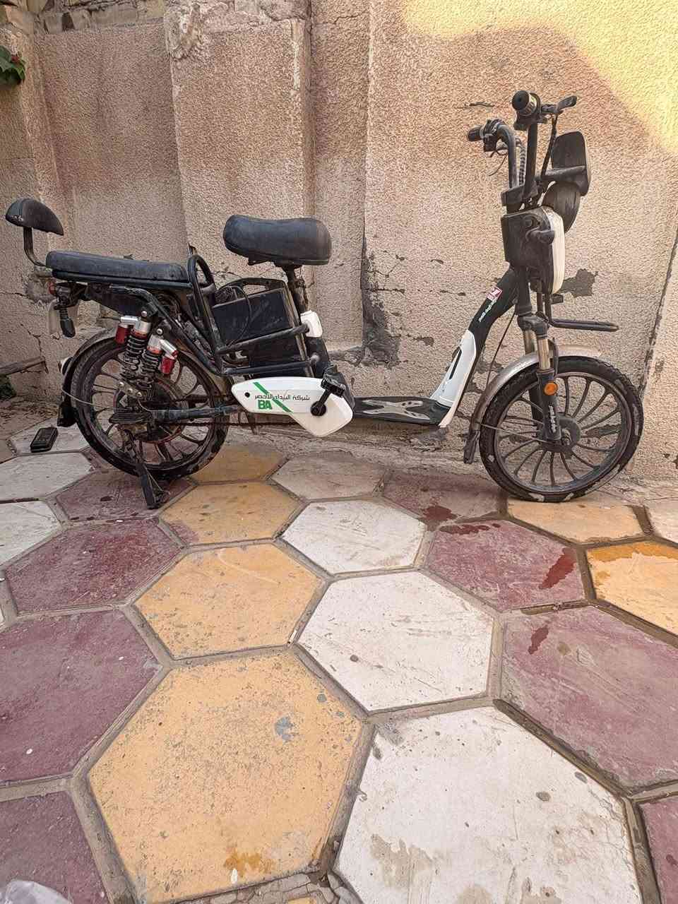سلام عليكم بايسكل كهربائي للبيع الباتري عاطل


**إذا كنت صاحب هذا الإعلان وتريد حذفه لأي سبب، رجاءا أرسل رسالة إلى الدعم الفني**