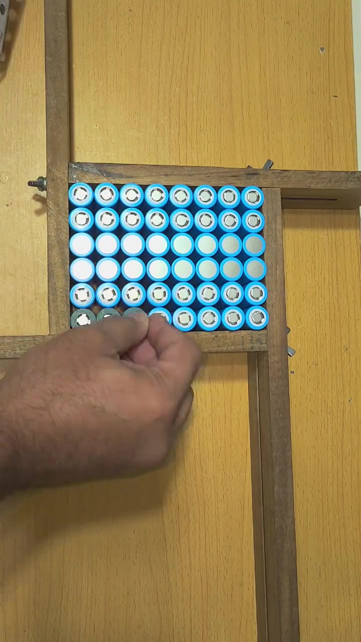 Diy lithium battery pack 12v 40A 🔋🪫🔋🪫🔋🪫🔋🪫🔋 
#lithiumion #lithiumbattery #lithiumbatteries #lithium #diyprojects #


**إذا كنت صاحب هذا الإعلان وتريد حذفه لأي سبب، رجاءا أرسل رسالة إلى الدعم الفني**