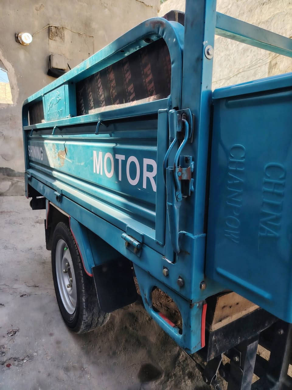 مراوس فقط
ستوته جمره مديل 22  رقم وسنويه ورقم نكليزي نفاذ 2031 

تخم تاير ويل صب 

عداد اكتروني 

شغاله نكره سلف كبل بوجهك للعمل 

رقم *********** متوفر واتساب ماسنجر

العنوان المعامل
