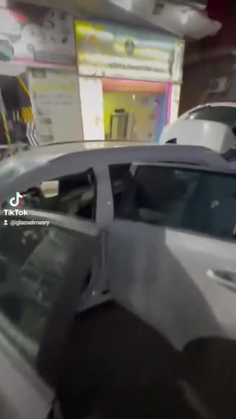 تم تصليح فتحة سقف بانوراما  كيا سبورتاج كانت  فيها بعض المشاكل 
البانوراما وتم عمل اللازم 

نبدأ باسم الله 
عروضنا مش بتخلص 
خصومات بمناسبة شهر رمضان الكريم ❤️
عمل الصيانة الدوريه لفتحات السقف البانوراما 450جنيه 🖐️يابلاش 
عمل الصيانه الدوريه الفتحات العاديه 200 جنيه 🖐️يابلاش
طب الشتا قارص والعربيه كدا الفرش يغرق يبقا تسليك المظاريب 100جنيه اهو ده ببلاش
طب خد دي كمان خصم 10%علي جميع زجاج البانوراما😉 ااااااه قررنا نسهل علي العميل ونشتغل بربع المصنعيه اااه زي ما حضرتك شايف كدا 👀
طب تعالي معايا كدا جميع قطع غيار فتحات السقف وأطقم الاصلاح 👀خصم 7%اه انت شايف صح 🖐️
خلصنا كدا لا تعالي 
جميع انواع الزجاج المصري خصم 10%
طب والمستورد خد ياعم مني الحته ولازق بلاده وخصم 7%
طب ده كلو اي جميع قطع غيار فتحات السقف جديده واصليه 🤝
تحت سقف واحد 🤝
داخل مركز المصري 🤝
ملك الفتحات في مصر 🖐️🤝
اه نسيت اقولك أن الشغل عندنا داخل المركز عربيتك في التوكيل معانا انت داخل الضمان 🤝
ااااه متنساش تحفظ البوست ده عندك 
واعمل شير كتير عشان البوست ده هو كرت الخصم بتاعمركز المصرى تصليح فتحات السقف و زجاج السيارات
.com/ELAmSRY1
للتواصل01024828939📞
          01003750289📞
          01229362040📞
الموقع علي جوجل https://maps.app.goo.gl/sR8xc6LRbYQDFBmb7


**إذا كنت صاحب هذا الإعلان وتريد حذفه لأي سبب، رجاءا أرسل رسالة إلى الدعم الفني**