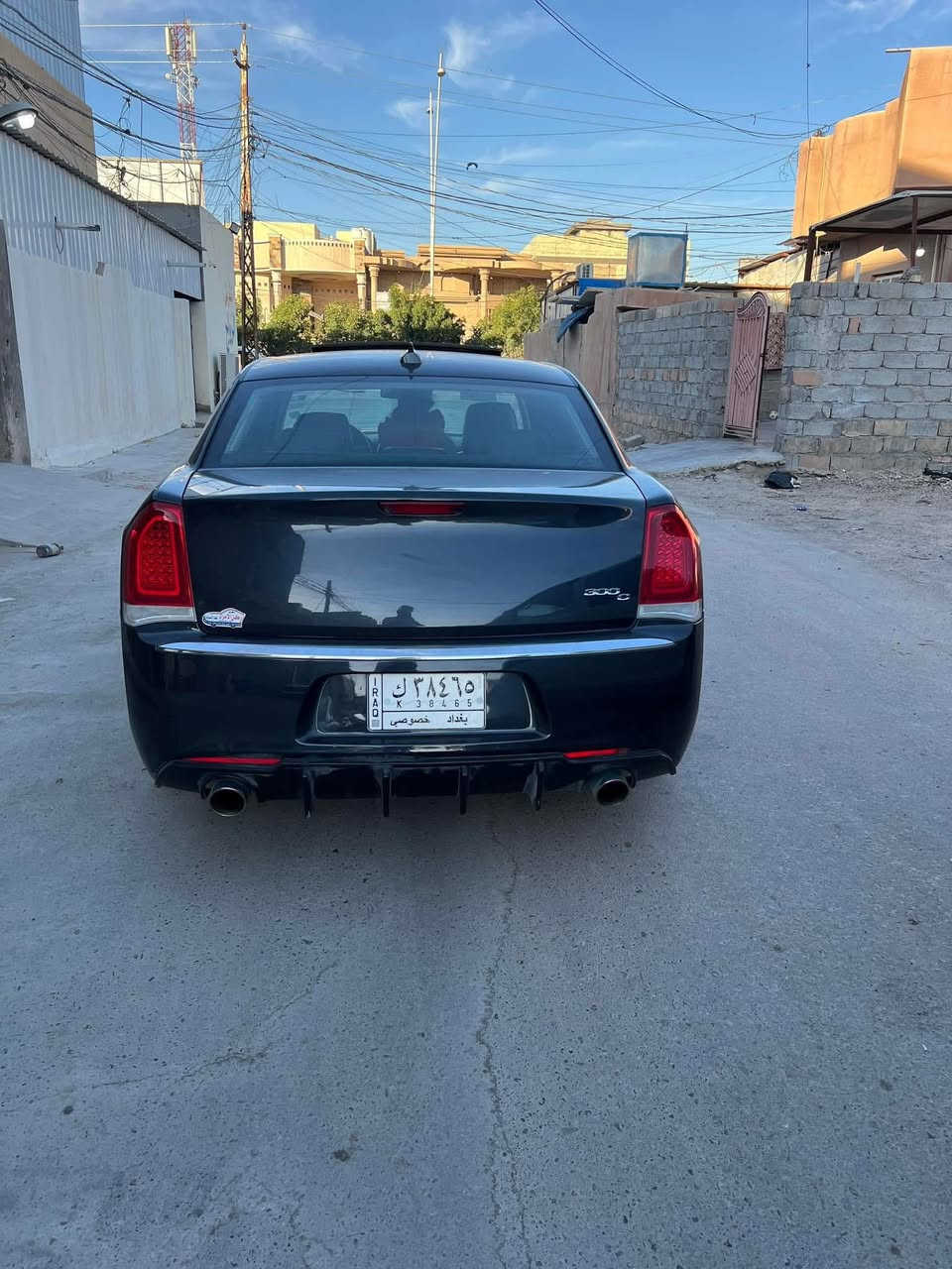 كرايسلر اوباما 300C ب١٧٨ ورقه وبيهه مجال

حادثة بس بنيد وجاملغ واحد فقط.

بيه كلير من الجهه اليمنه من امريكا بدون حادث فقط كلير وجيلاتين

الموديل :2017 
المحرك : V6 . 3.6L 

المواصفات :
* پانوراما .  
* ويل قياس 18 نجمه خسفه قويه وتخم تاير شاده قبل اسبوع. 
* شاشه كبيرة
*كراسي جلد .  
* مقاعد أمامية كهربائية عدد 2 . 
* ذاكرة لحفظ وضعيات الجلوس (ميموري) . 
* مقاعد أمامية تدفئة وتبريد
*مقاعد خلفيه تدفئه
*برده خلفيه كهرباء
* تشغيل عن بعد . 
* ستيرن كهربائي . 
* تدفئة ستيرن . 
* محدد سرعة . 
* تلفون بلوتوث . 
* كاميرا خلفية .
* مرايا متحسسة للاضاءة العالية .
* دخول ذكي (بصمة) .
* بنيد محدث SRT 
 
بغداد باسمي تحويل مباشر  

مكان السيارة كرادة الصبح او فلوجة بلليل
 
تفاصيل اكثر ***********
