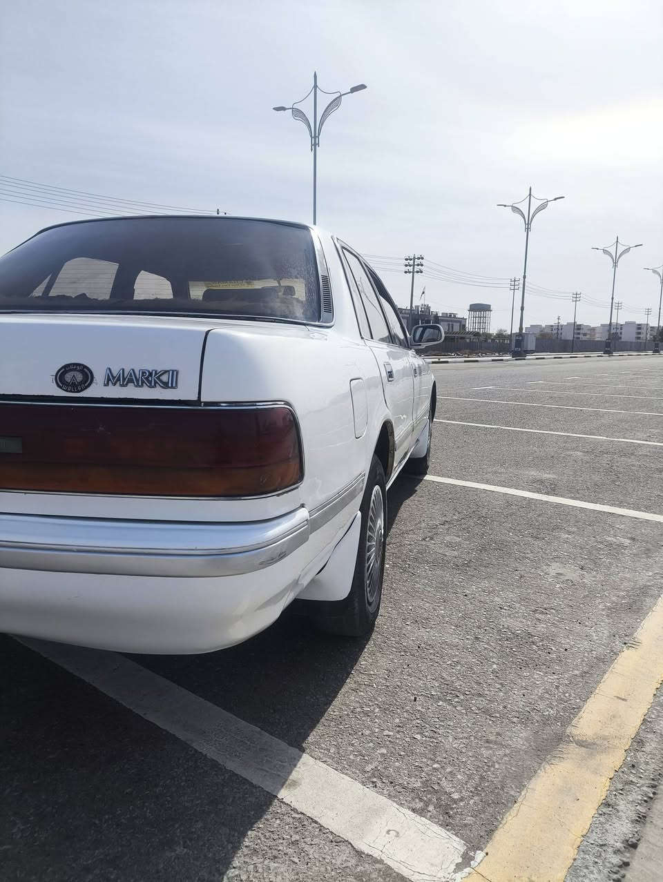 السلام عليكم
مارك كربلائي 91 
السياره جاهزه من كلشي 
كير جديد
مكينه كفاله
تبريد ثلج
كهربائيات كلها شغاله 
حداديه جديده 
رقم كربلاء باسمي 
مكان السياره كربلاء 
السعر 57
***********
