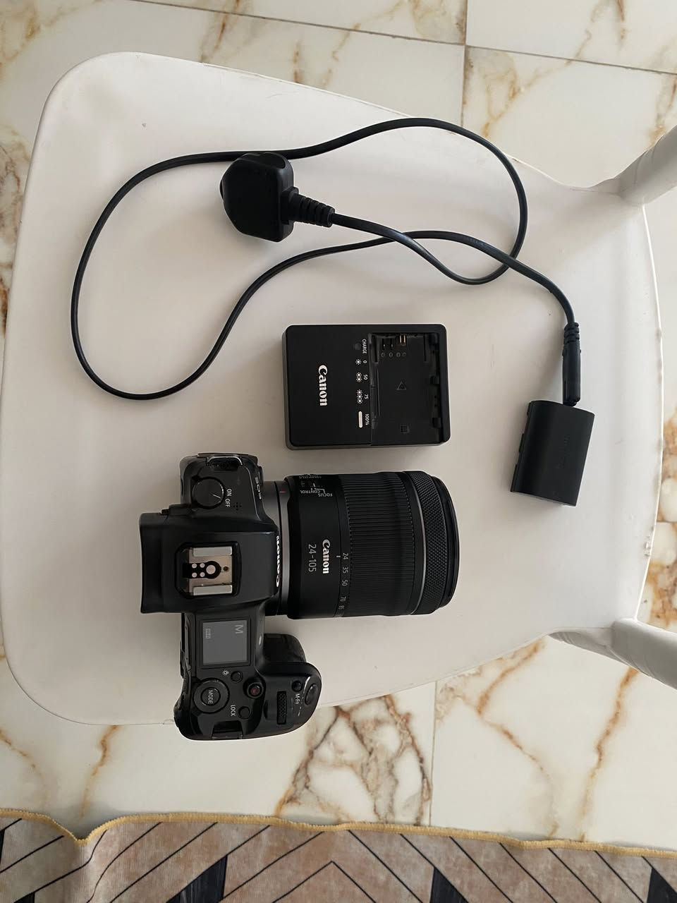 📸 للبيع
Canon EOS R + RF 24-105mm

كاميرا بحالة ممتازة جداً، مستخدمة بعناية وجاهزة للعمل مباشرة.

📦 محتويات العرض:

✅ Canon EOS R Body

✅ Canon RF 24-105mm Lens

✅ بطاريتان

✅ الشاحن الأصلي

✅ غطاء العدسة الأصلي

✅ الكارتون الأصلي

✨ كاميرا Full Frame احترافية

✨ مناسبة للتصوير الفوتوغرافي والفيديو

✨ نظيفة وخالية من المشاكل

💰 السعر: خاص

📩 للاستفسار:

***********

الجادين فقط
