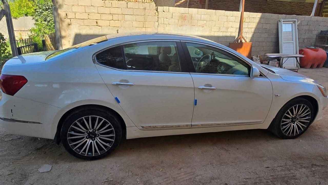 سلام عليكم كيه كادنزه 6سلندر وارد خليجي كير مكينه كفاله ضرر ربع بنيد وشبر بل جاملغ الخلفي تبريد ثلج تخم تاير جديد حداديه 100/100،،الاستفسار ***********.     ،،،،،،موديل 2013
