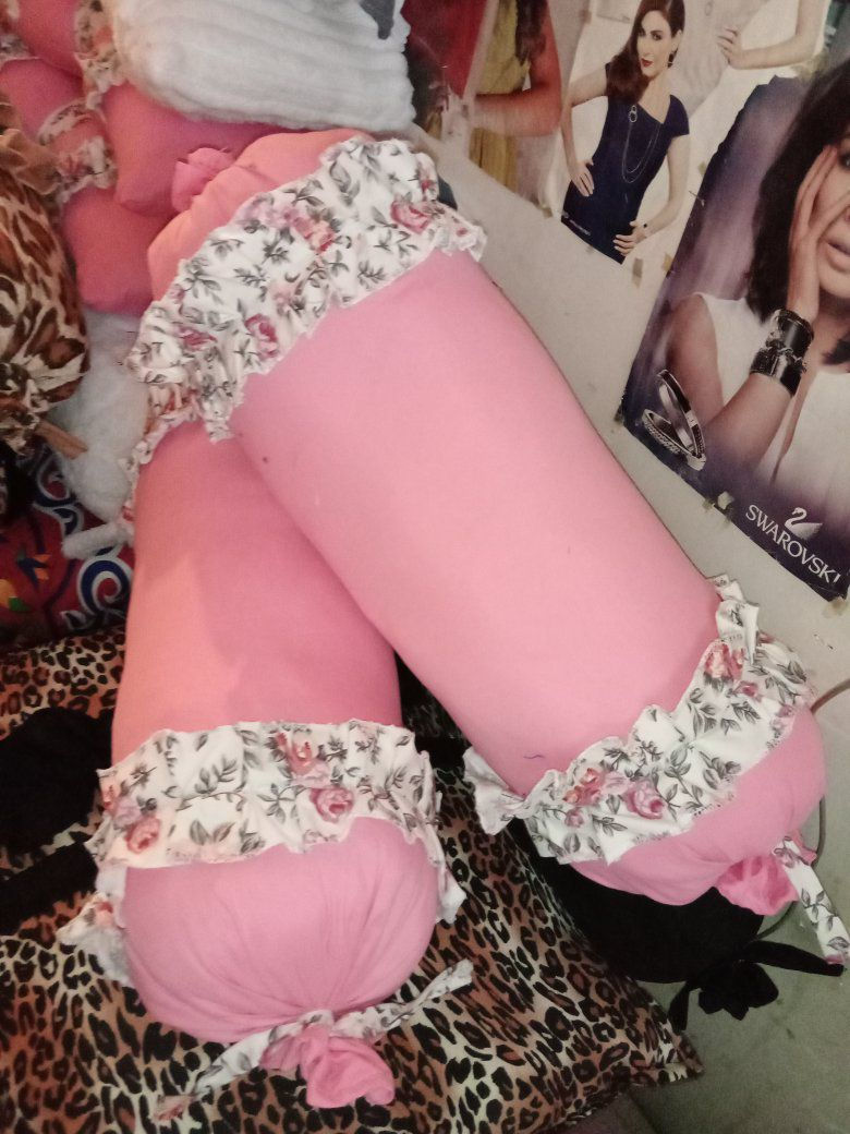 عرض قطع اخيره 
كوشات اسطوانه قياس ٨٠ 
جكليته أو كوشه فيونكه قياس ٥٠ 
كوشات تخم أو كرسي حجم كبير قياس ٦٠ 
سعر القطعه الوحده ب٧ آلاف فقط والتوصيل بغداد ٥


**إذا كنت صاحب هذا الإعلان وتريد حذفه لأي سبب، رجاءا أرسل رسالة إلى الدعم الفني**