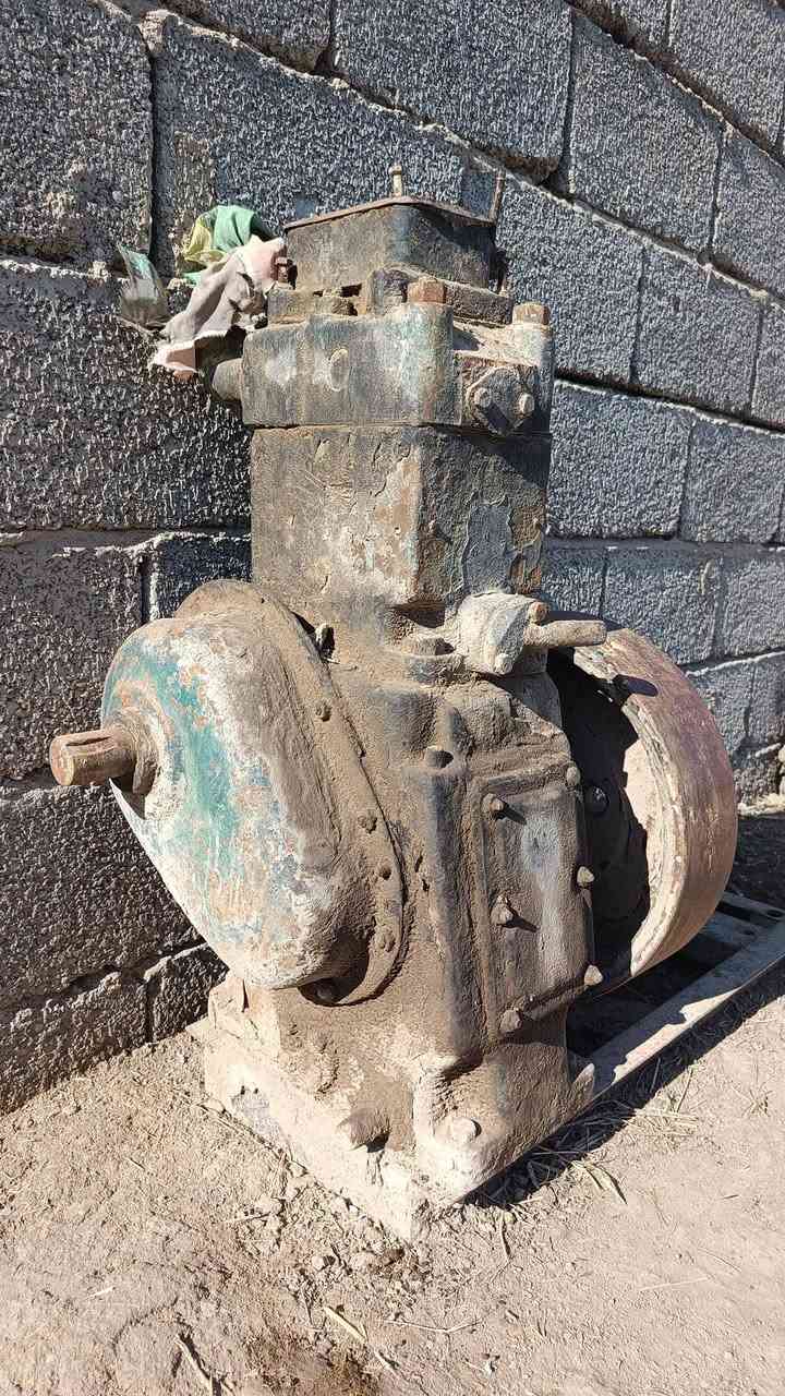 ماطور ابو الخمسه للبيع بدون خنزيره مع الشاصي 
السعر75قفل
***********
