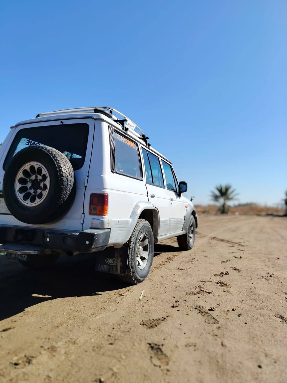 السلام عليكم كالوبر للبيع موديل 1996 أوتماتيك سنويه ل 29
***********
